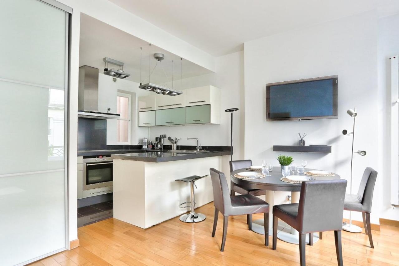 Appartement Quartier Champs-Elysees 4 Free Netflix Paris Eksteriør billede