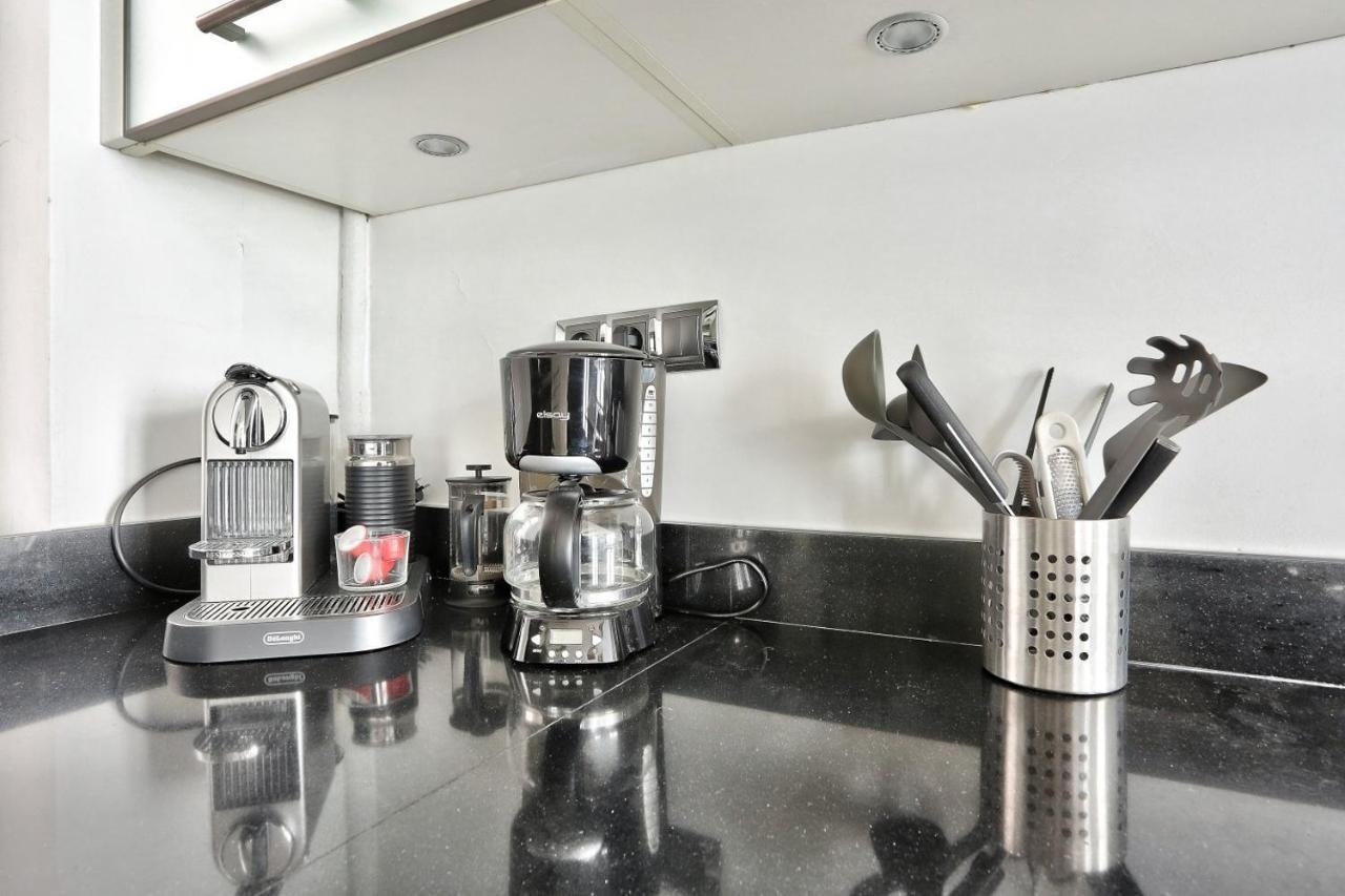 Appartement Quartier Champs-Elysees 4 Free Netflix Paris Eksteriør billede